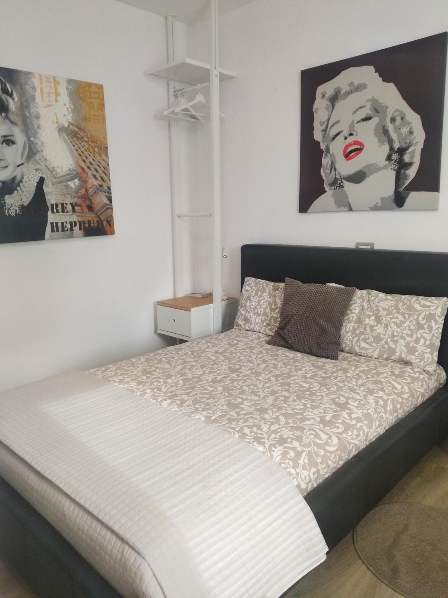 H5-5H Luxury Room Maranello Bilik gambar