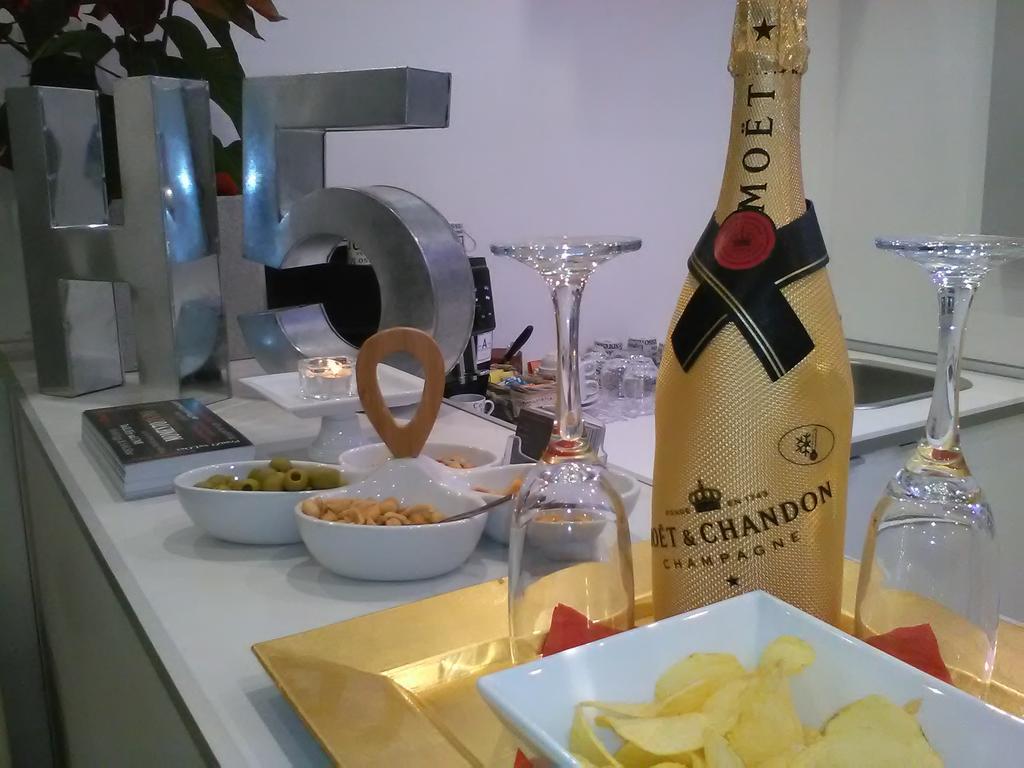 H5-5H Luxury Room Maranello Luaran gambar
