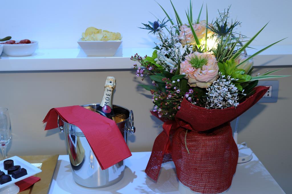 H5-5H Luxury Room Maranello Luaran gambar