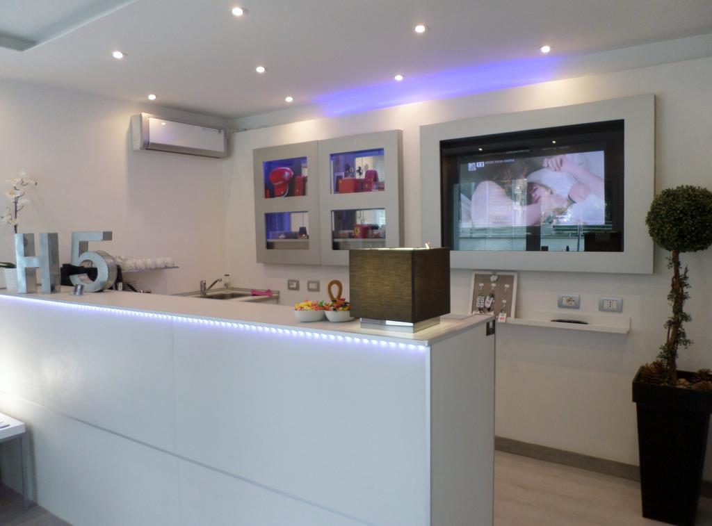 H5-5H Luxury Room Maranello Luaran gambar