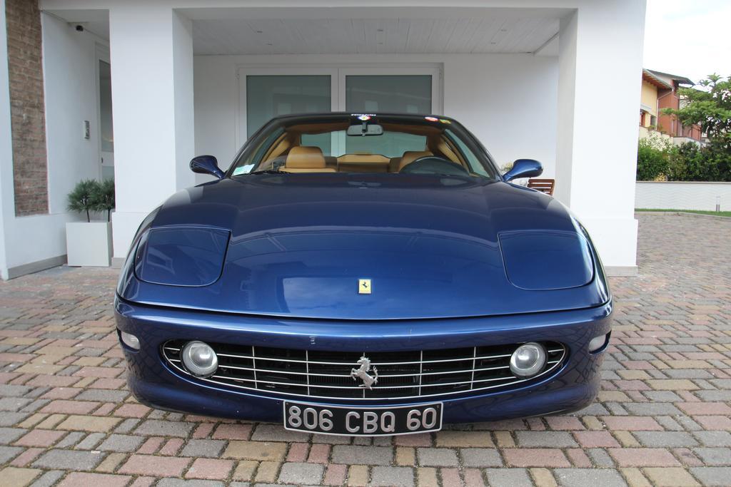 H5-5H Luxury Room Maranello Luaran gambar