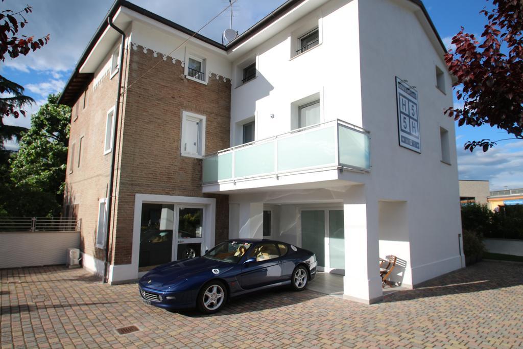 H5-5H Luxury Room Maranello Luaran gambar